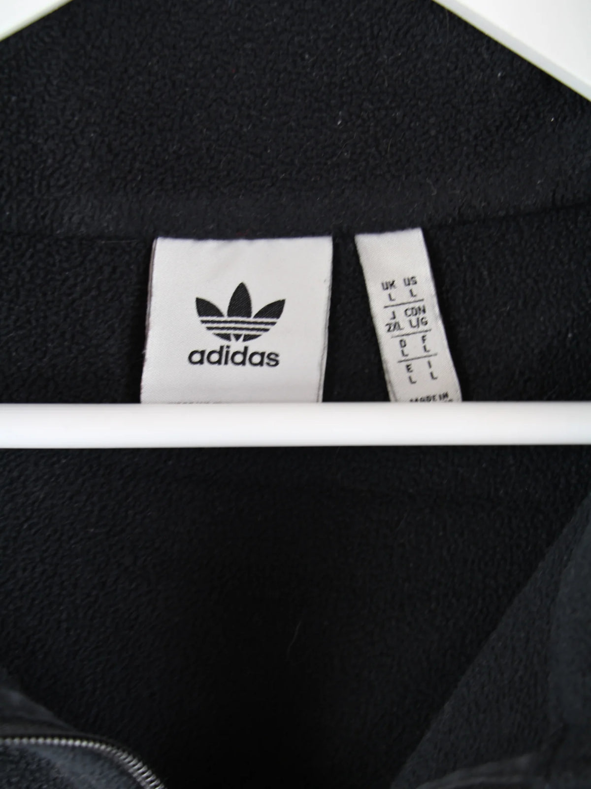 Adidas Fleece Schwarz L – Etikett
