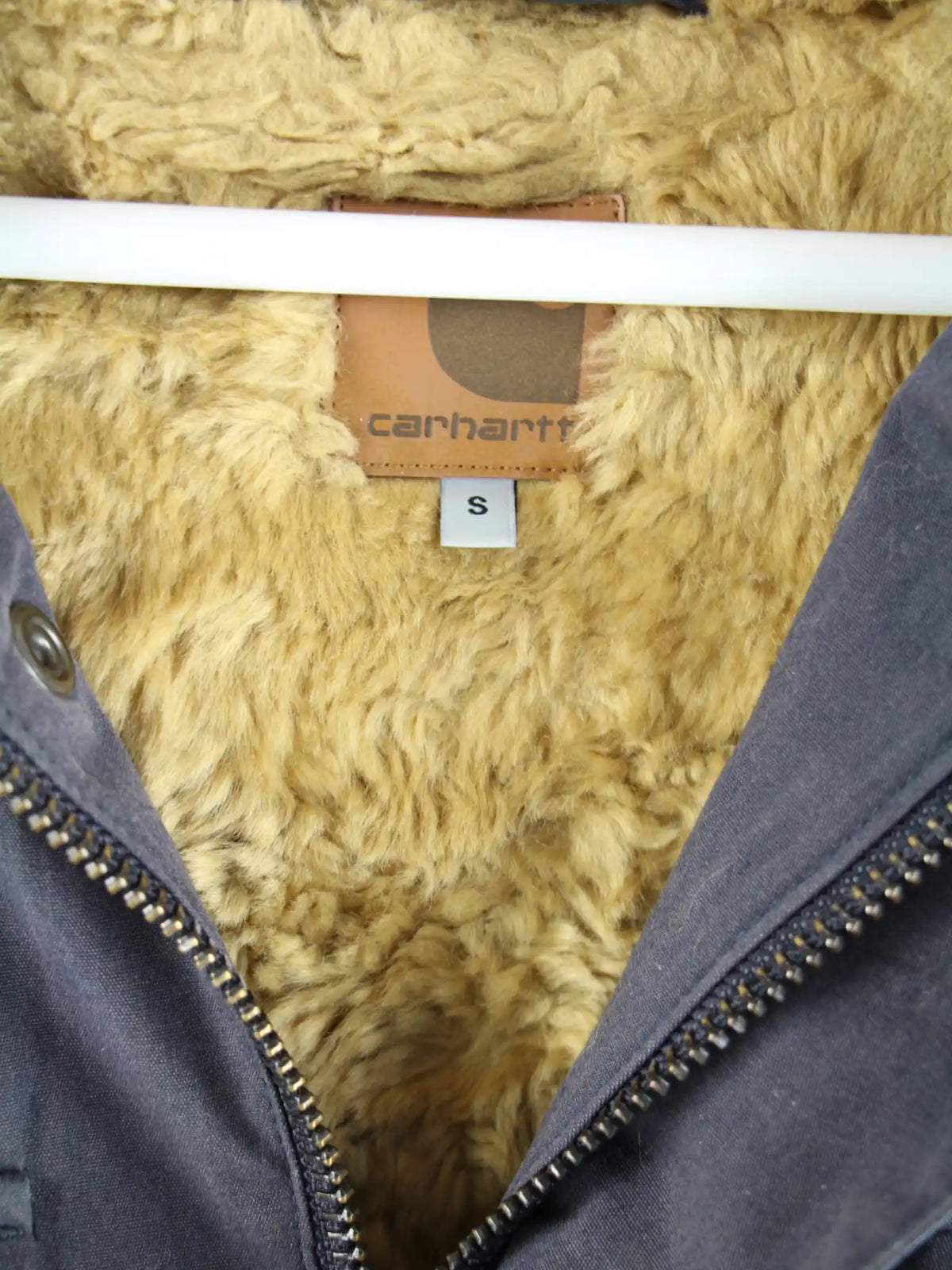 Carhartt Jacke Schwarz S – Etikett