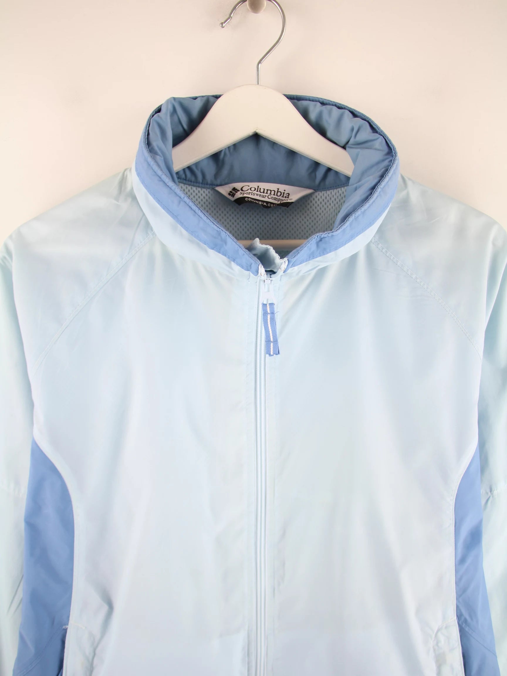 Columbia Leichte Jacke Blau L – Detailansicht Vorderseite