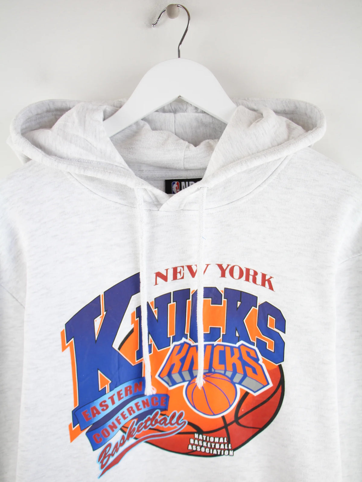 NBA Hoodie Grau XXL – Detailansicht Vorderseite
