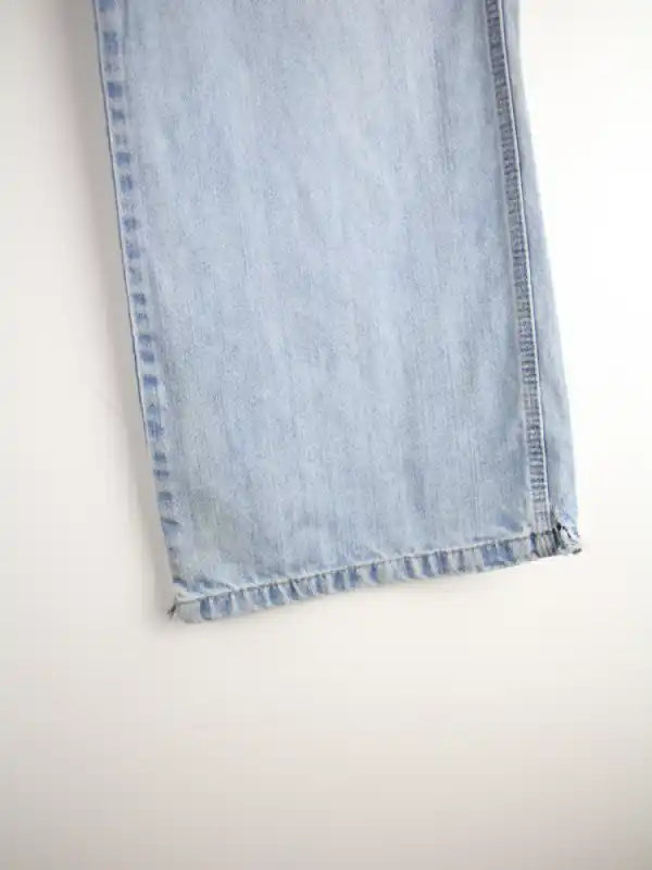 Old Navy Jeans Blau – Detailansicht Vorderseite