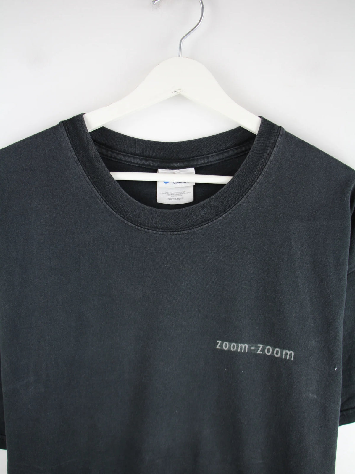 Port & Company T-Shirt Schwarz XL – Detailansicht Vorderseite