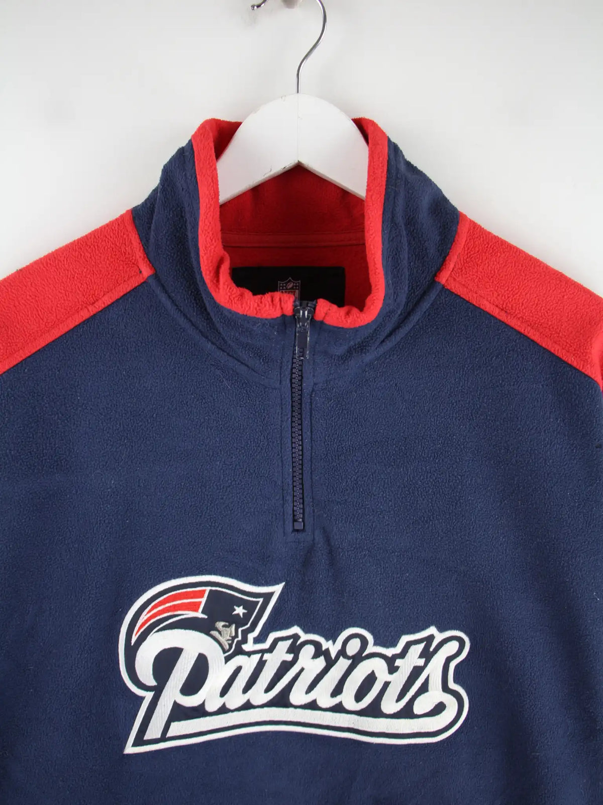 Reebok Fleece Mehrfarbig L – Detailansicht Vorderseite