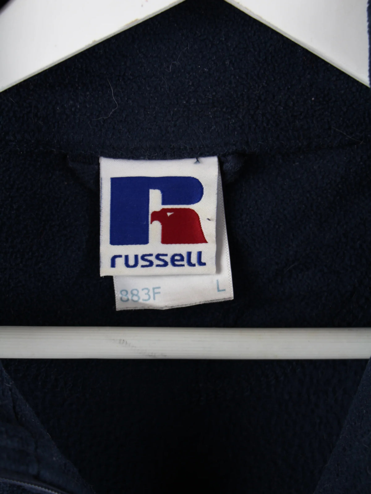 Russell Athletic Fleece Blau L – Etikett