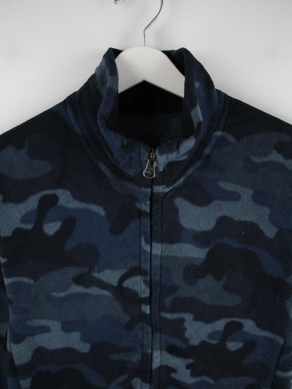 Vintage Fleece Mehrfarbig L – Detailansicht Vorderseite