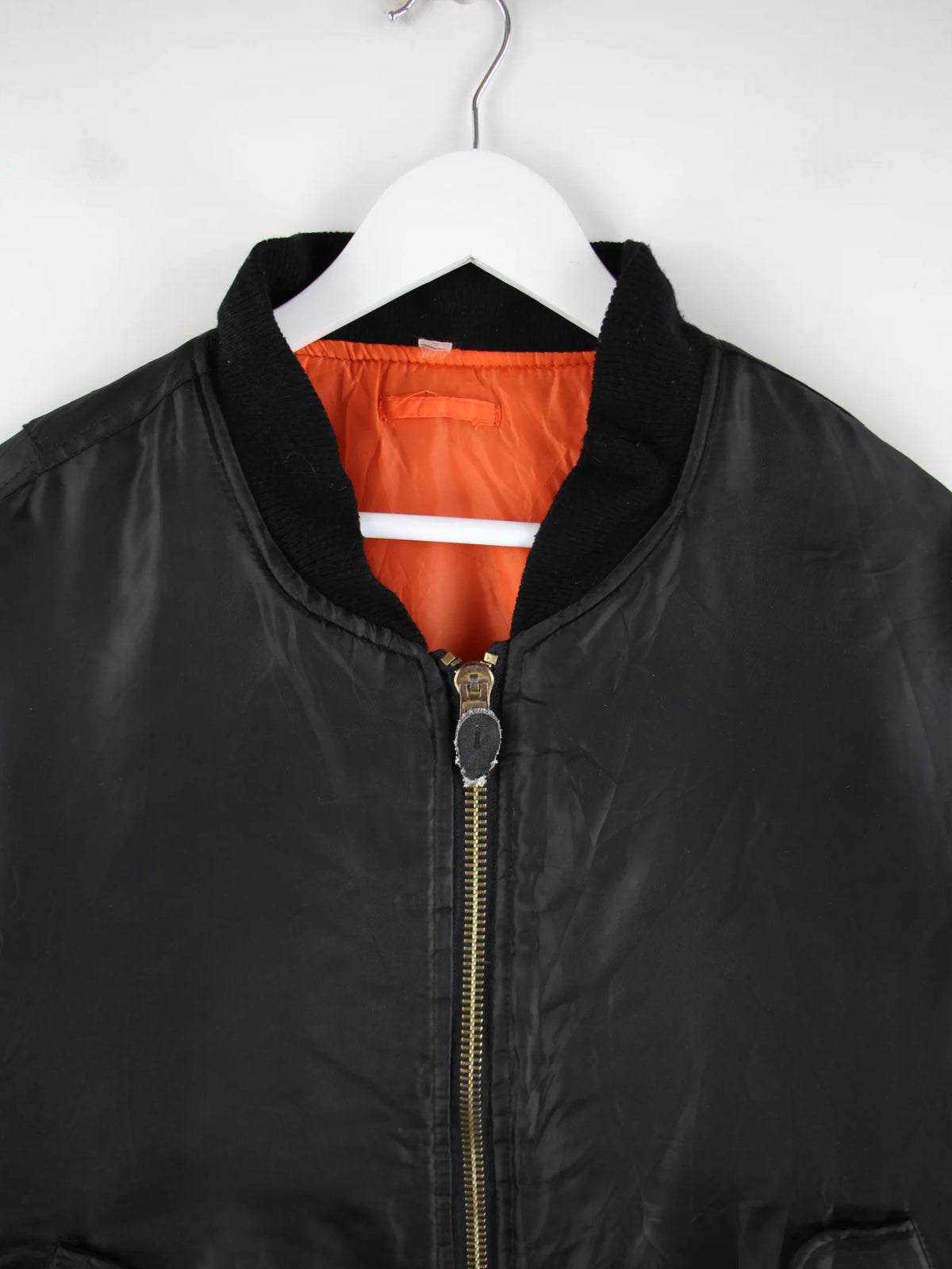 Vintage Jacke Schwarz XL – Detailansicht Vorderseite