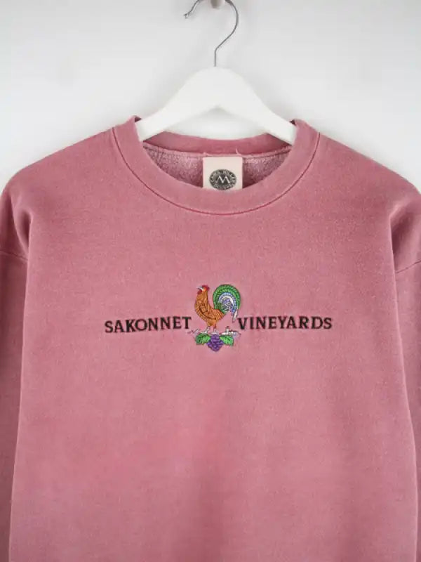 Vintage Sweater Rot M – Detailansicht Vorderseite
