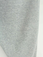 Nike Damen Crop Center Swoosh Sweater Grau S (detail image 4)
