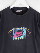 Nike 90s Vintage Silver Tag Print T-Shirt Schwarz S (detail image 1)