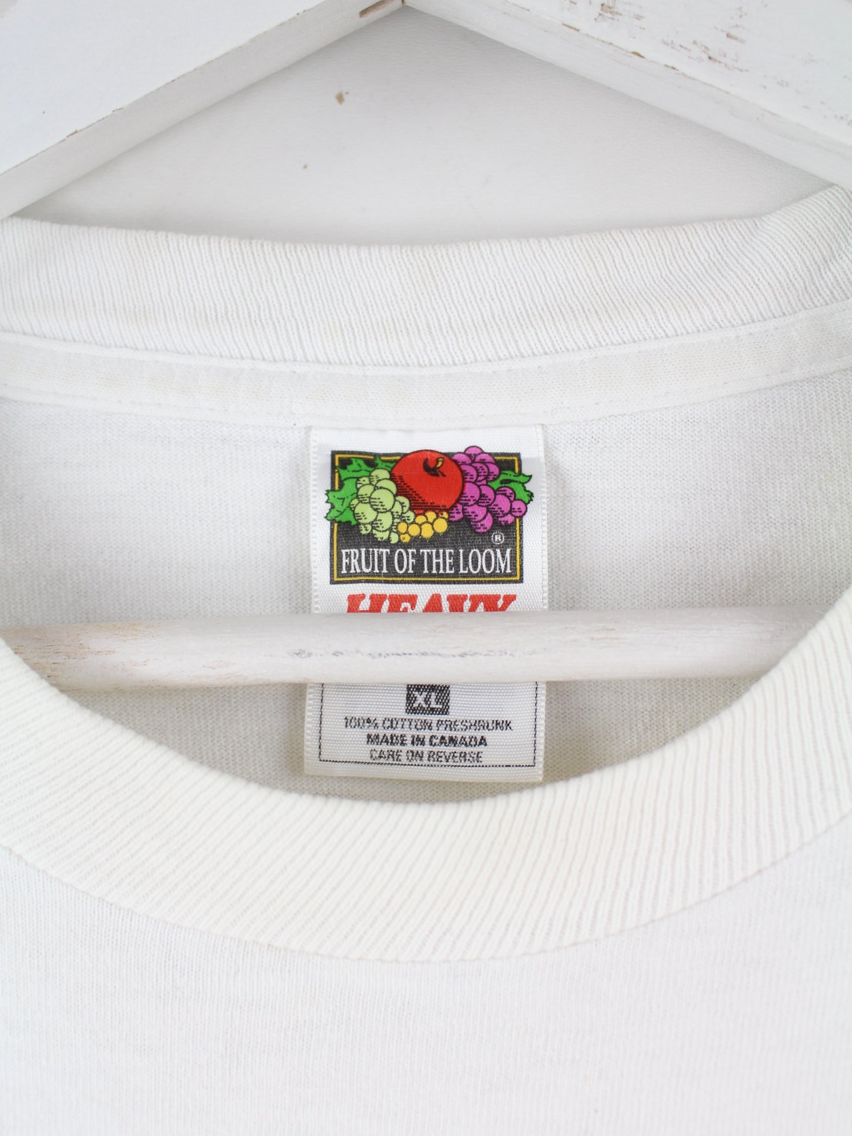 90s vintage  FRUIT OF THE LOOM Tシャツ Vintage 90\u0027s Fruit of The Loom Heavy Cotton Hoodie (XL) \u2013 Fantasy