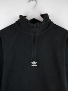 Adidas Fleece Schwarz S – Detailansicht Vorderseite