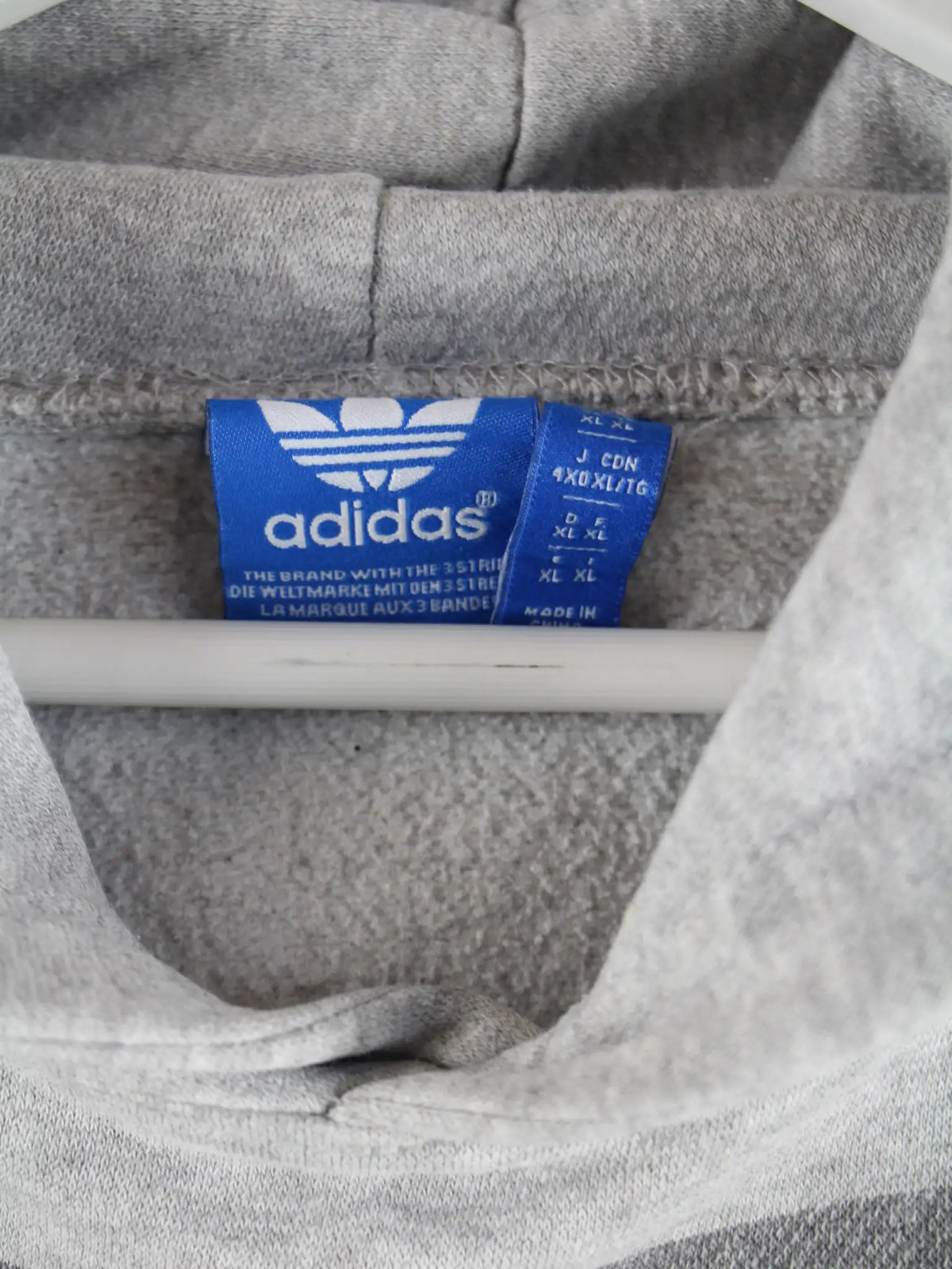 Adidas Hoodie Grau XL – Etikett
