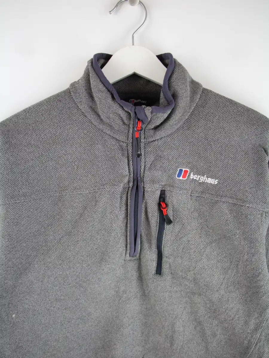 Berghaus Fleece Grau M – Detailansicht Vorderseite
