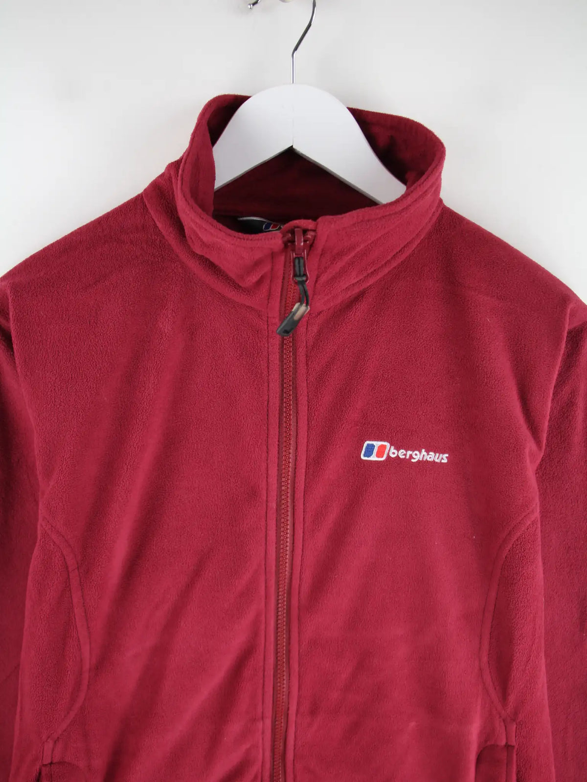 Berghaus Fleece Rot L – Detailansicht Vorderseite
