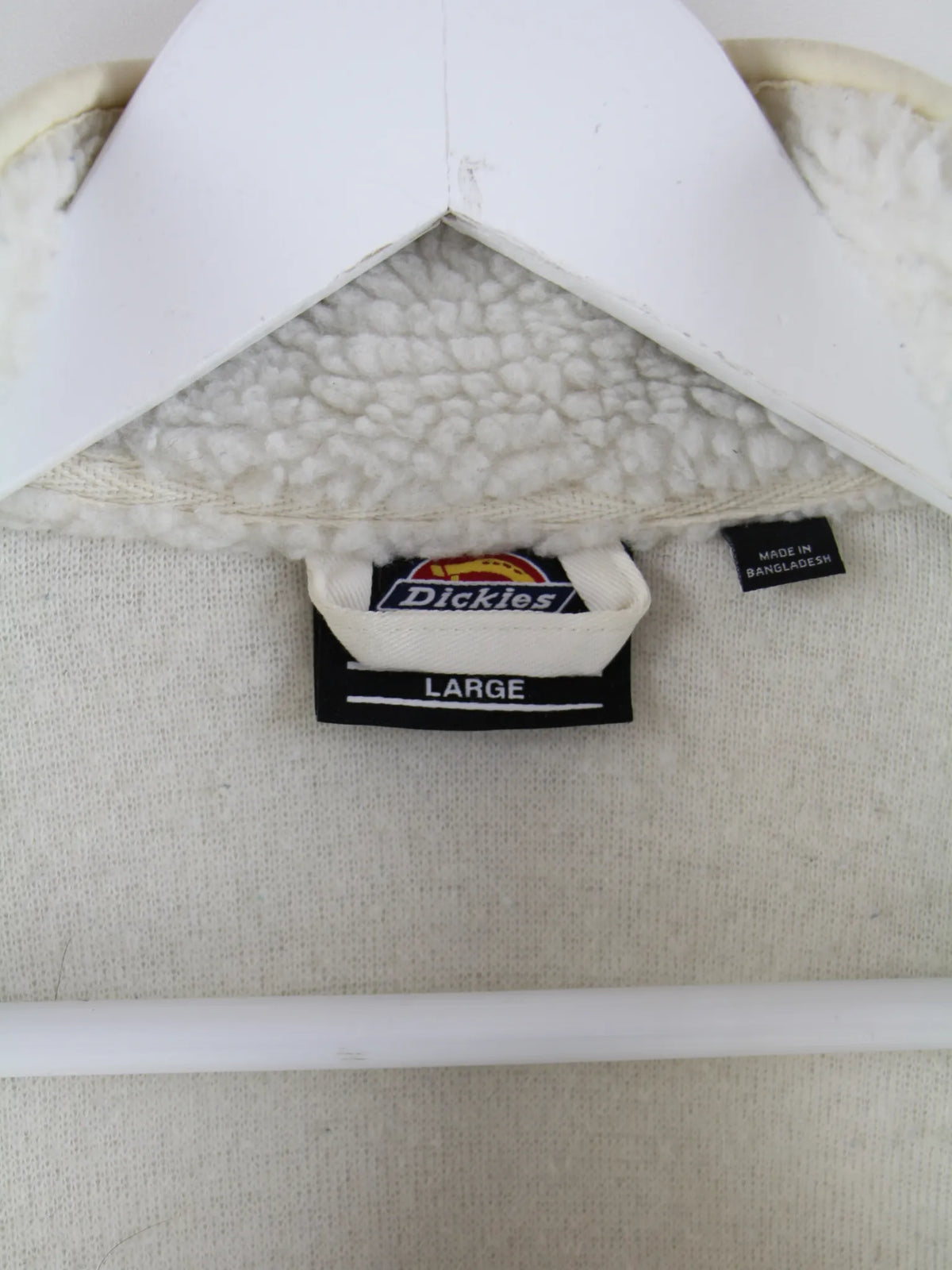 Dickies Fleece Weiß L – Etikett