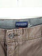 Dockers Hose Braun – Detailansicht Vorderseite