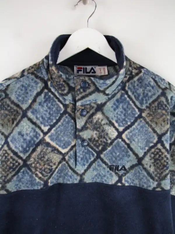Fila Sweater Blau L – Detailansicht Vorderseite