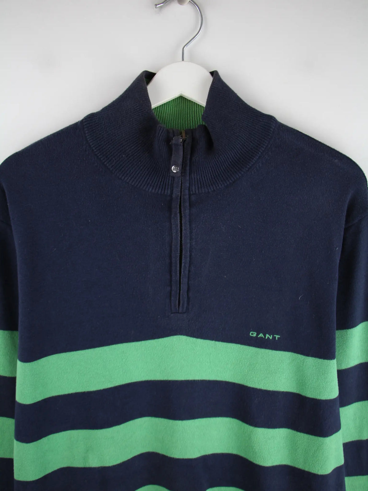 Gant Pullover Blau M – Detailansicht Vorderseite
