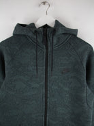 Nike Hoodie Grün M – Detailansicht Vorderseite