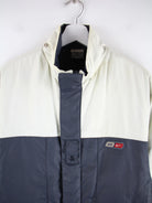Nike Jacke Mehrfarbig L – Detailansicht Vorderseite