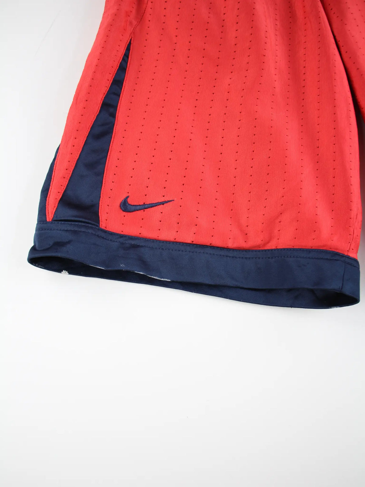 Nike Sportshorts Rot M – Detailbild 1