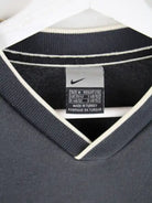 Nike Sweater Grau M – Etikett