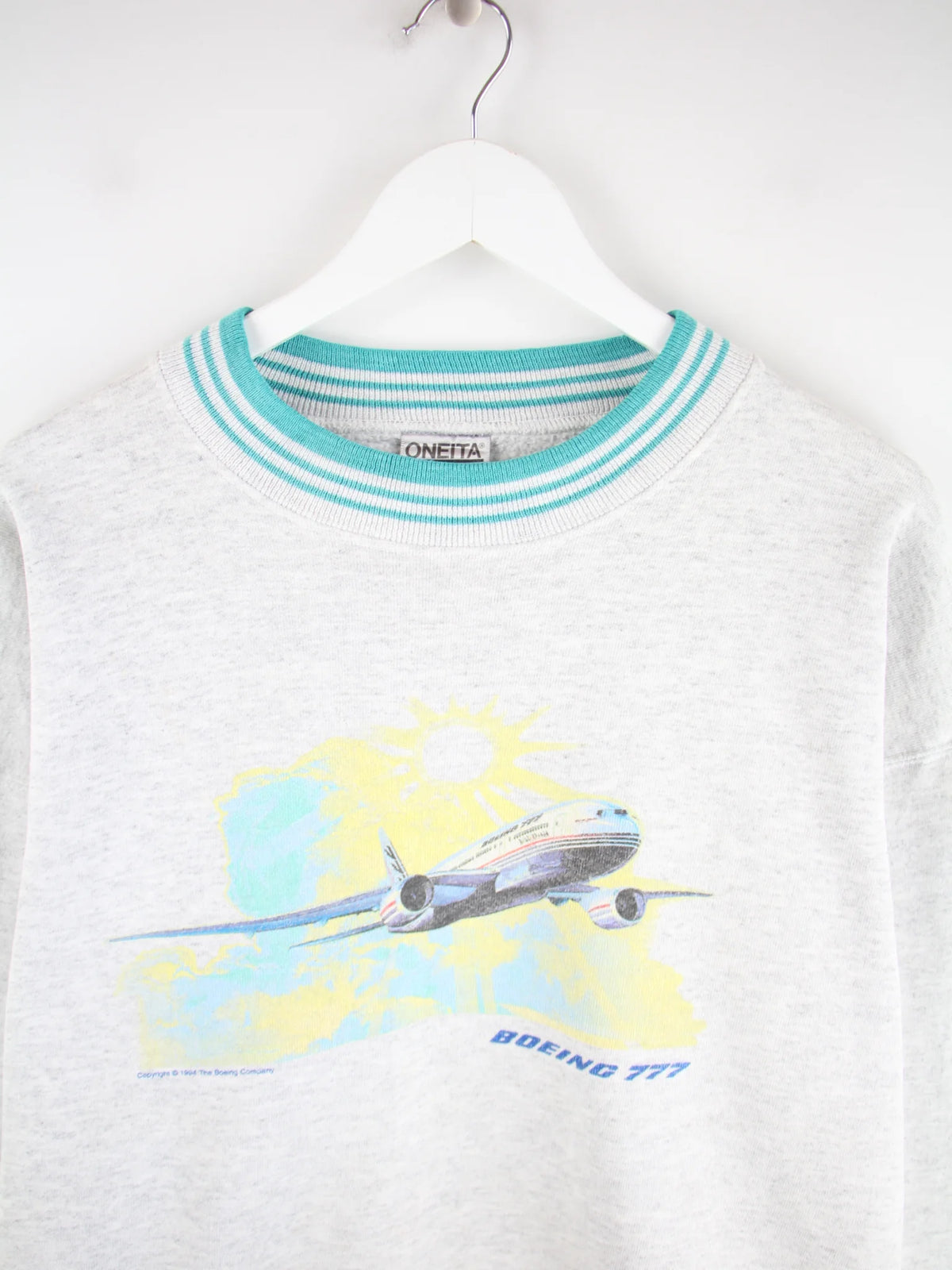 Oneita Sweater Grau XL – Detailansicht Vorderseite