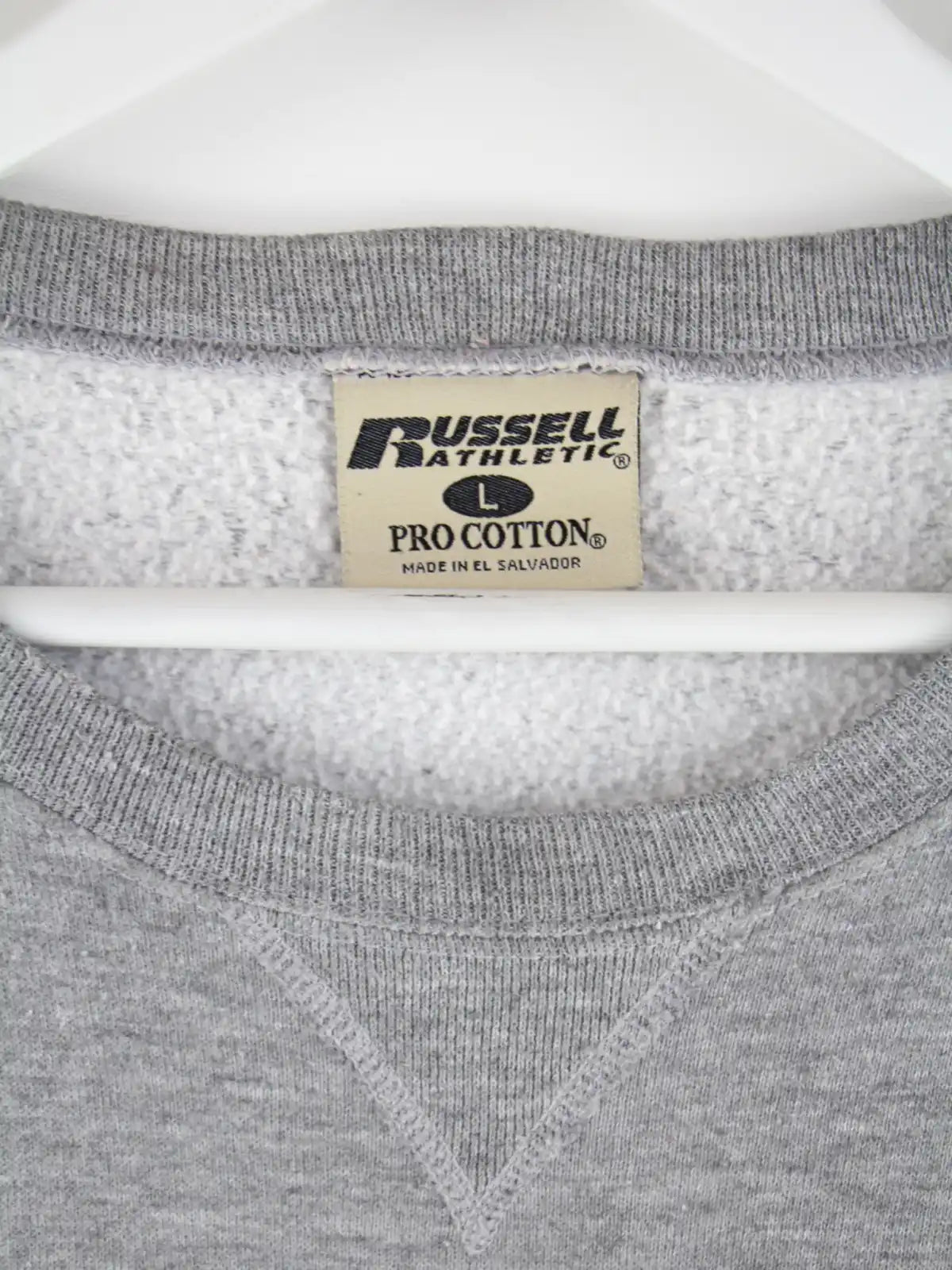 Russell Athletic Sweater Grau L – Etikett