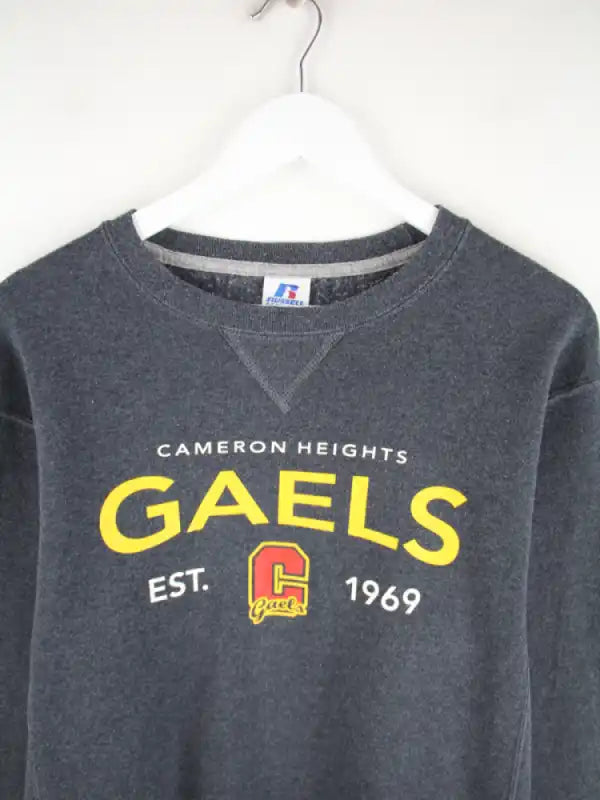 Russell Athletic Sweater Grau M – Detailansicht Vorderseite