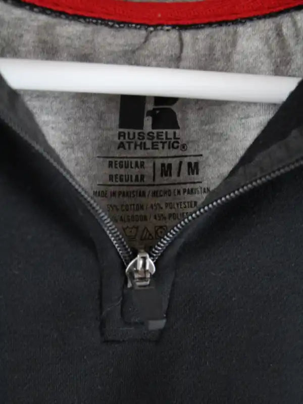 Russell Athletic Sweater Schwarz M – Etikett