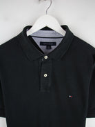 Tommy Hilfiger Polo Schwarz L – Detailansicht Vorderseite