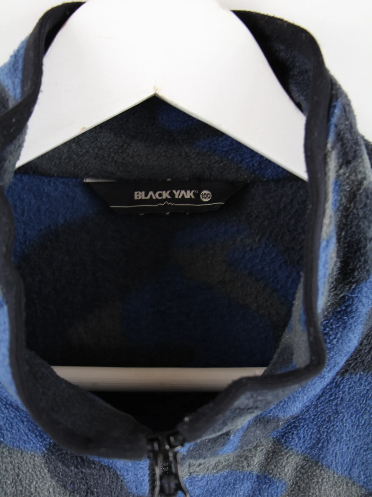 Vintage Fleece Mehrfarbig L – Etikett