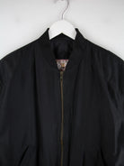 Vintage Jacke Schwarz M – Detailansicht Vorderseite