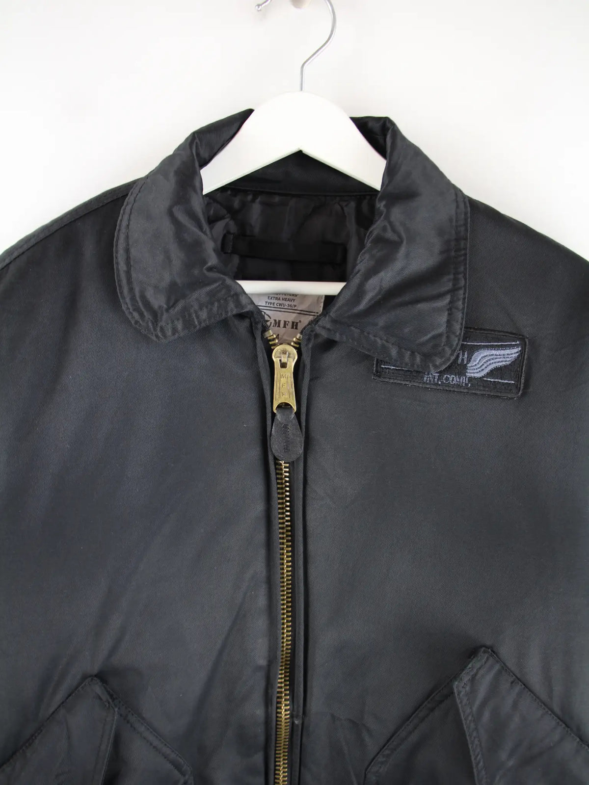 Vintage Jacke Schwarz M – Detailansicht Vorderseite