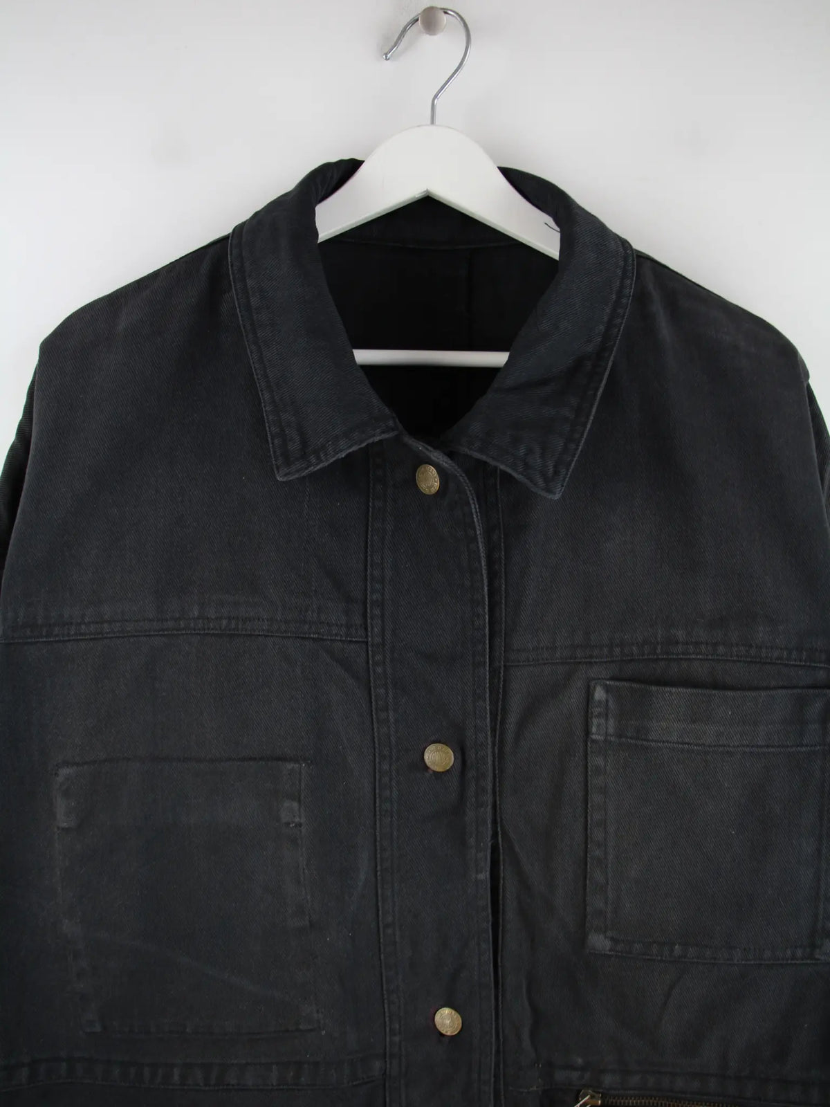 Vintage Jeansjacke Schwarz 3XL – Detailansicht Vorderseite