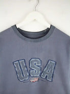 Vintage Sweater Blau XXL – Detailansicht Vorderseite