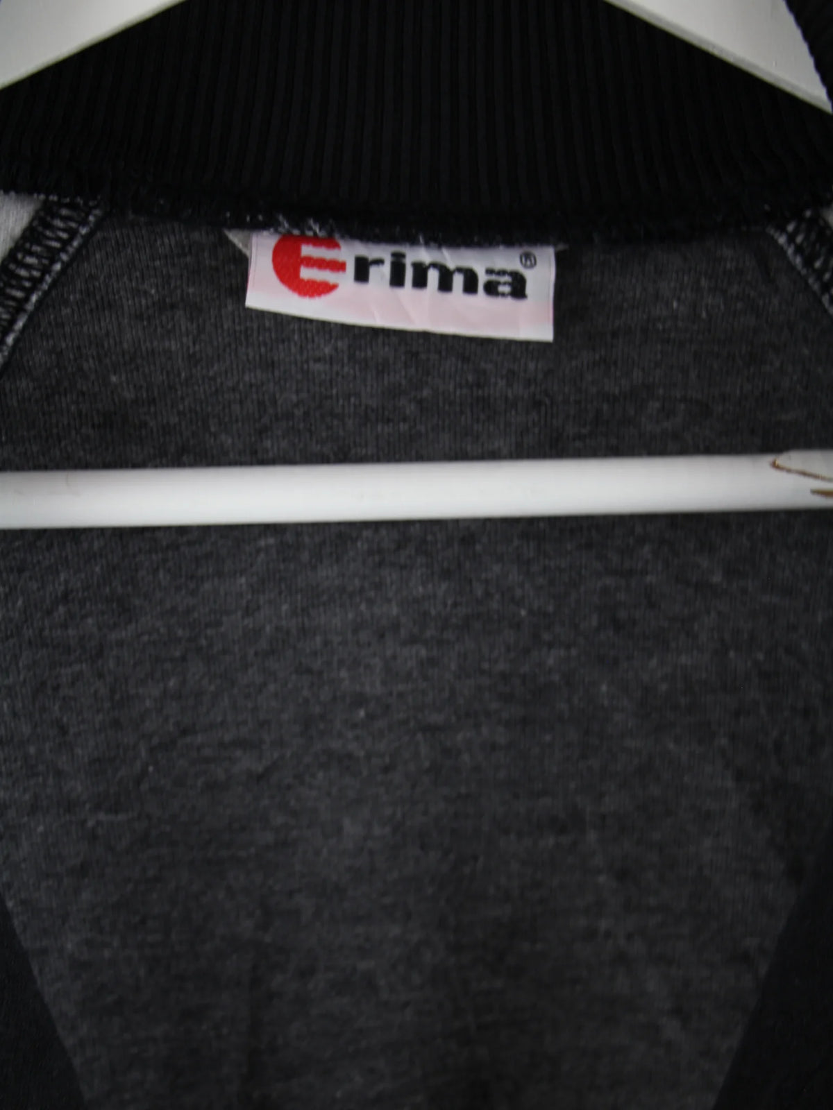 Vintage Trainingsjacke Schwarz XL – Etikett