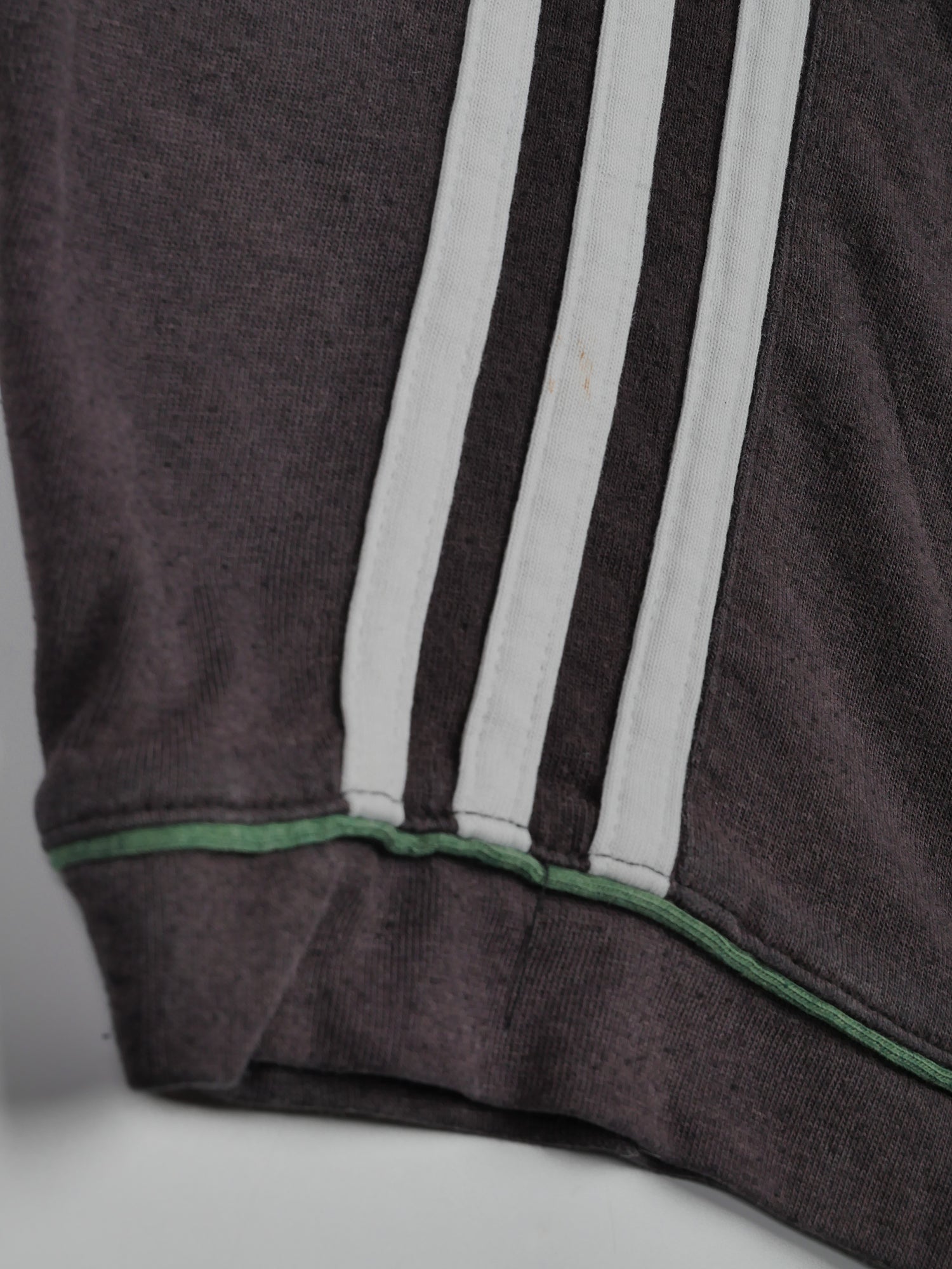 Adidas bunt T-Shirt - Peeces