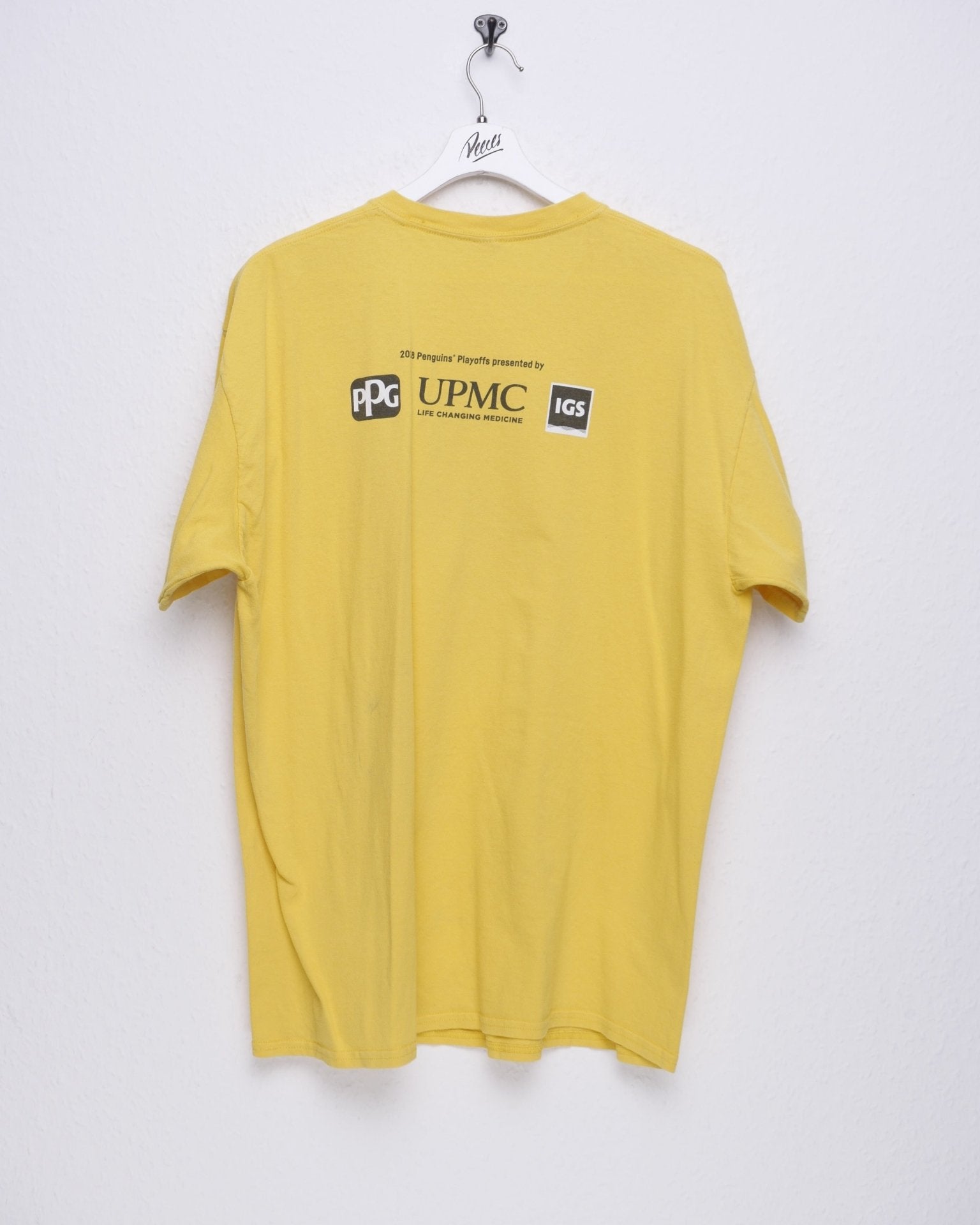 Let's Go Pens printed Spellout yellow Shirt - Peeces