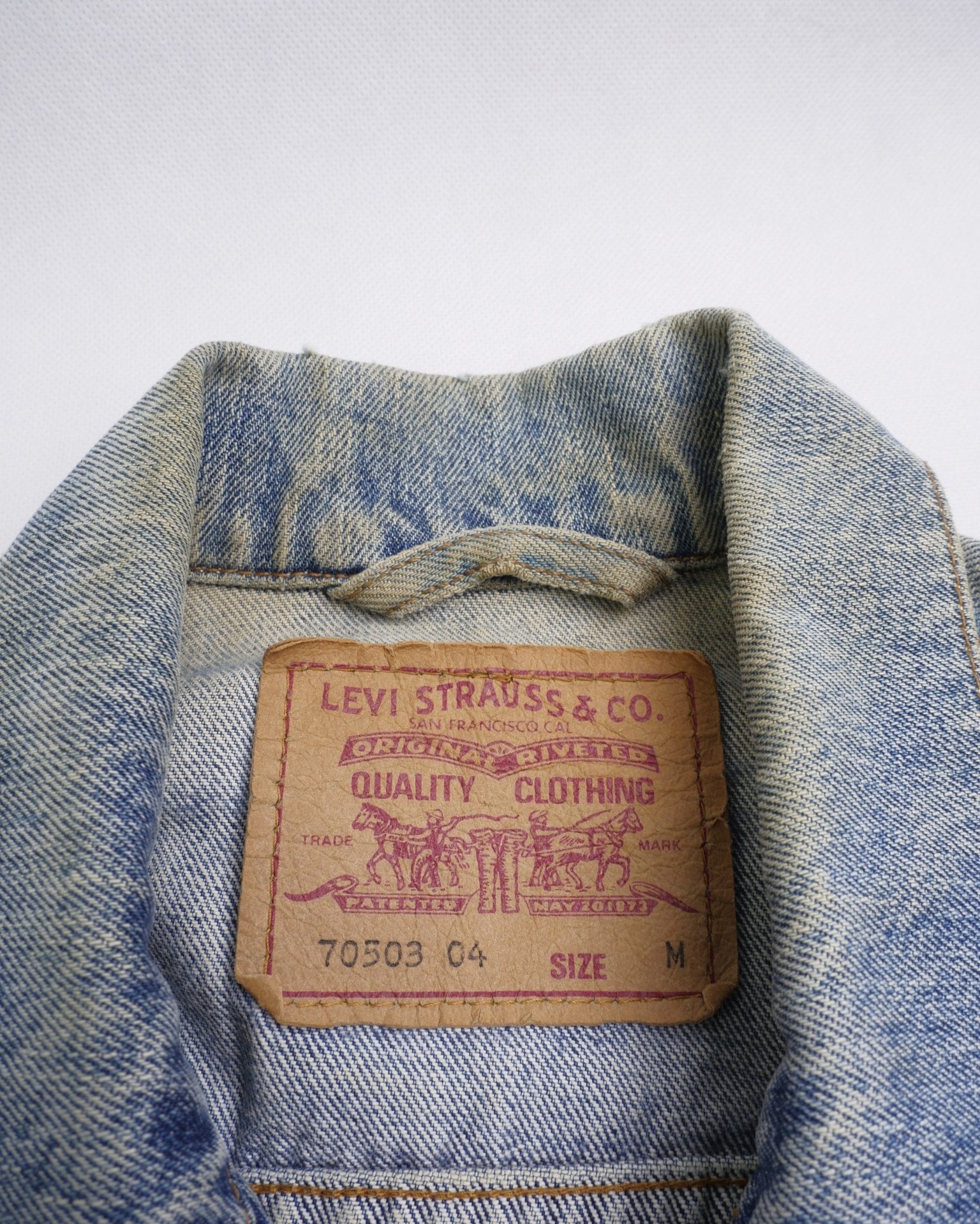 Levis embroidered Patch blue Vintage Denim Jacket - Peeces