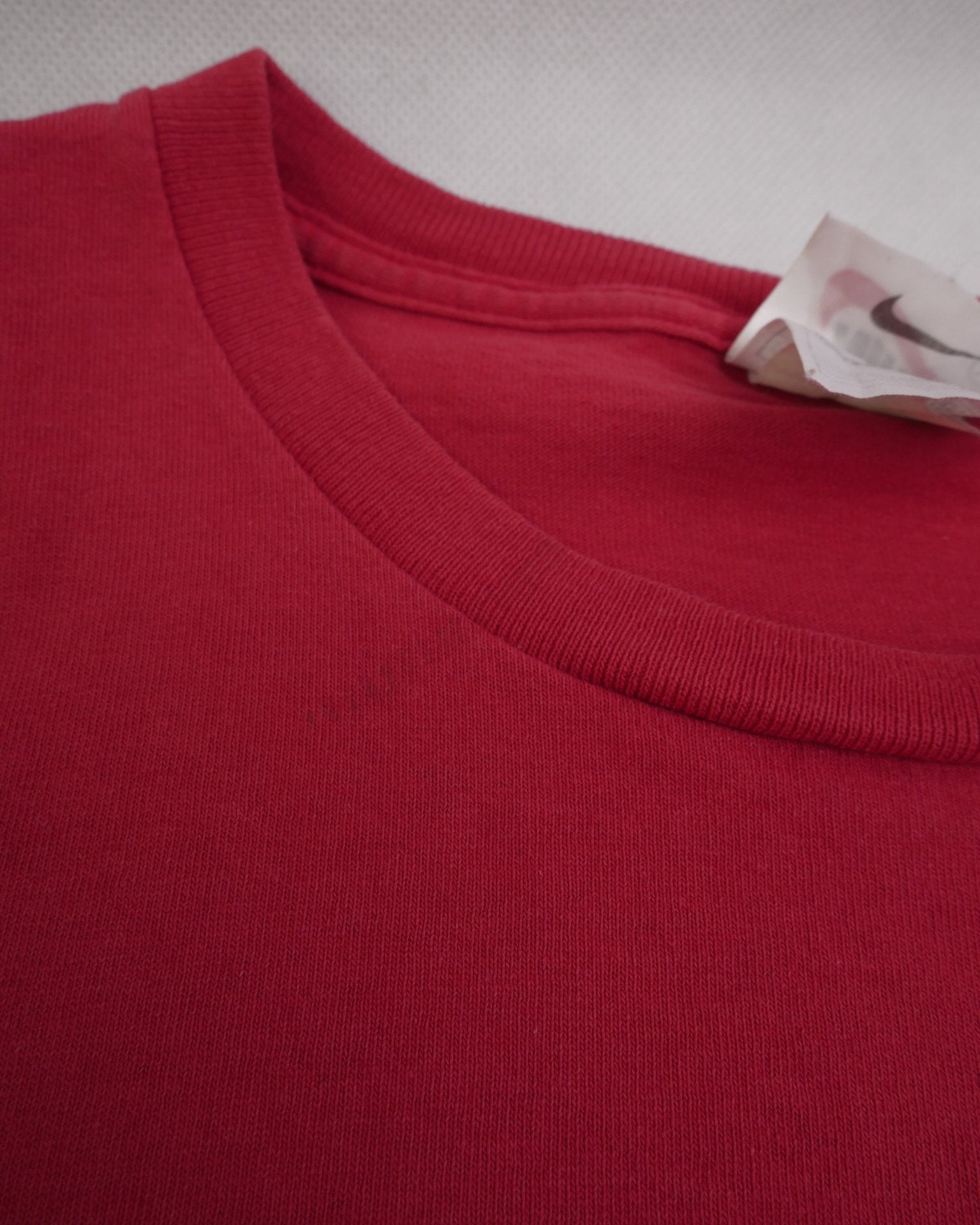 nike Red Tag embroidered Swoosh red Shirt - Peeces